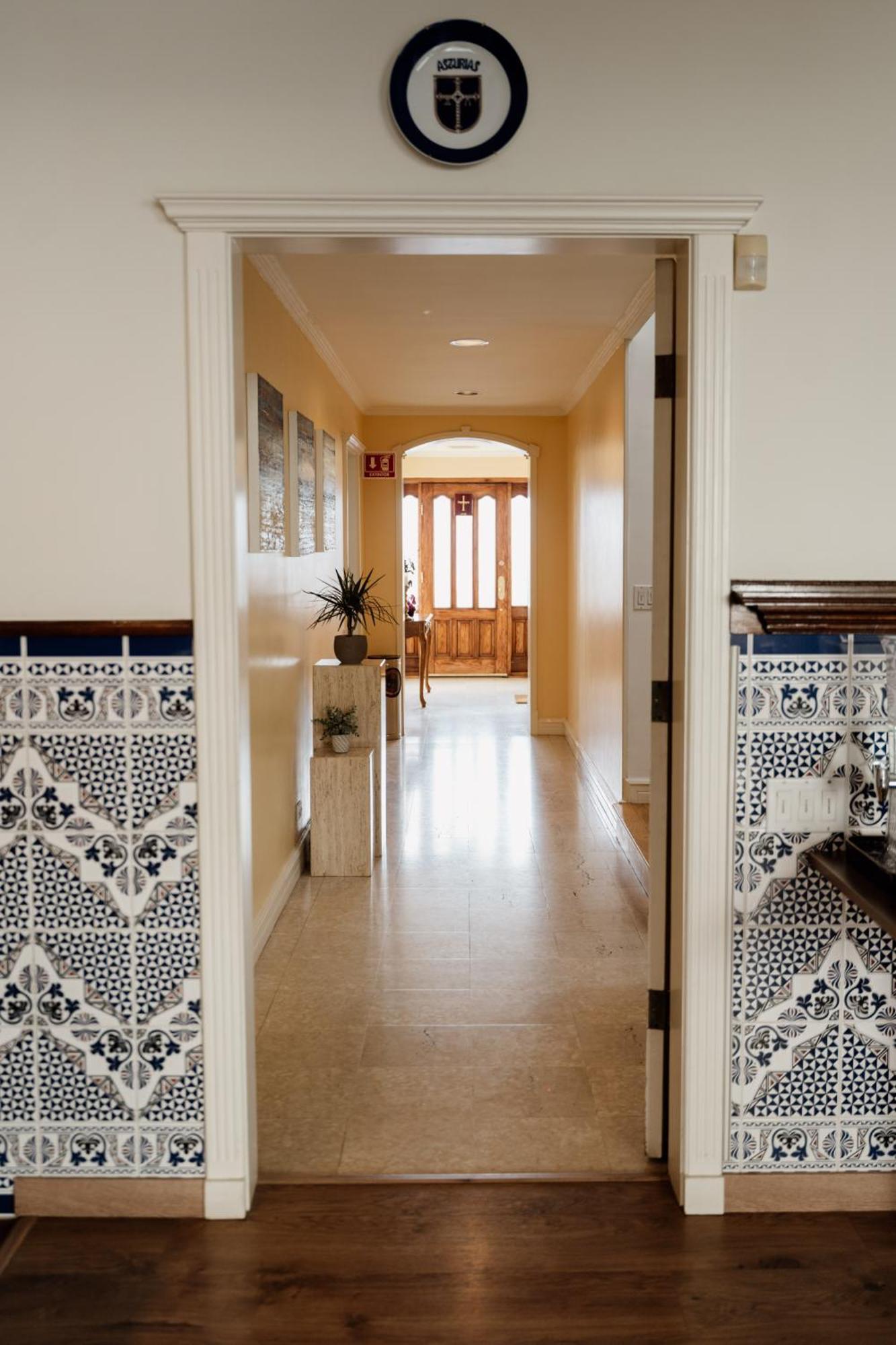 Casa Asturias Otel Ensenada Dış mekan fotoğraf